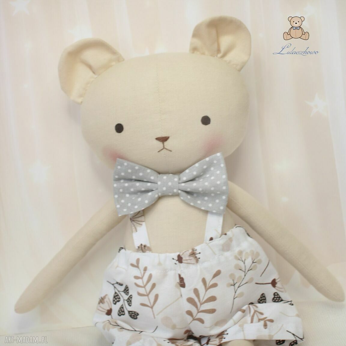 Miś Antoś - przytulanka handmade 39 cm w białych spodenkach w leśne wzorki