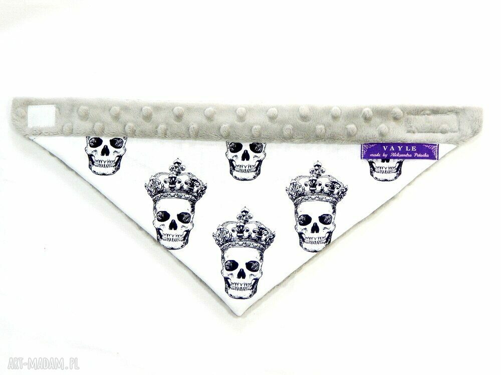 Apaszka minky Skulls Silver