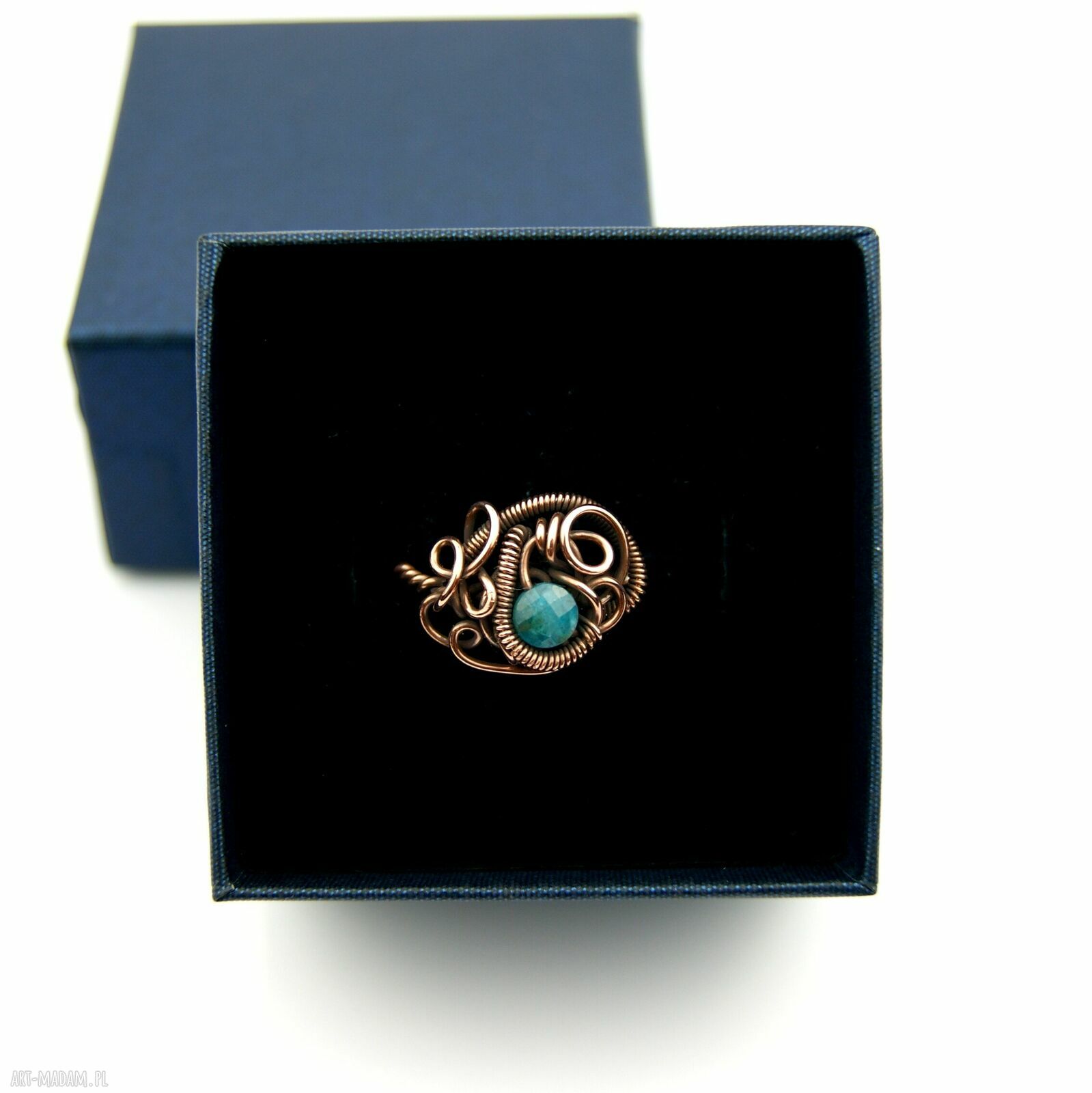 Apatyt regulowany pierścionek z miedzi - wire wrapping dla Ciebie