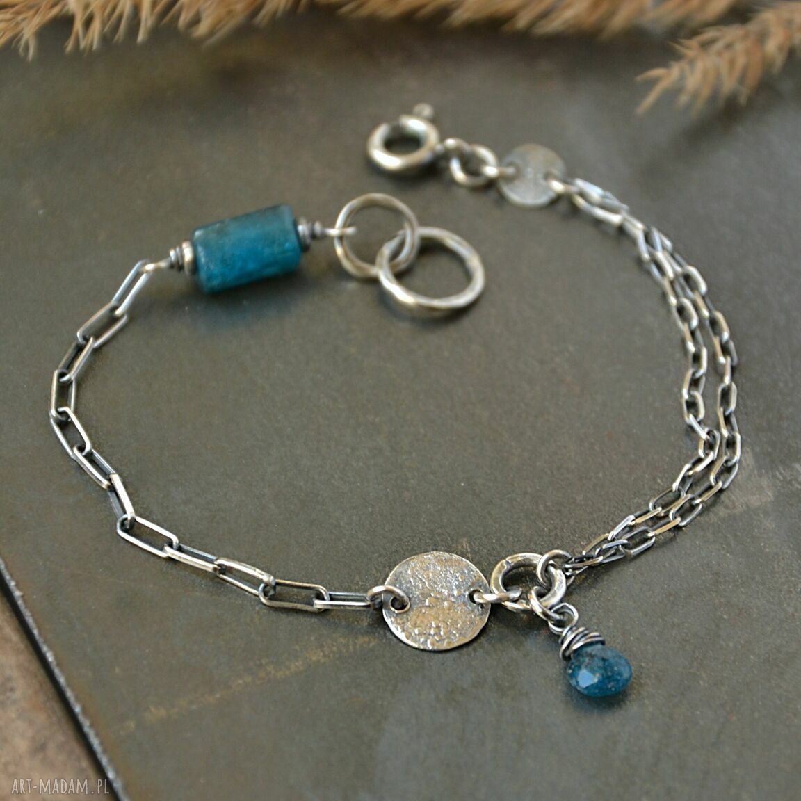 Turkusowy apatyt w srebrze 925 - bransoletka z zawieszką (handmade)