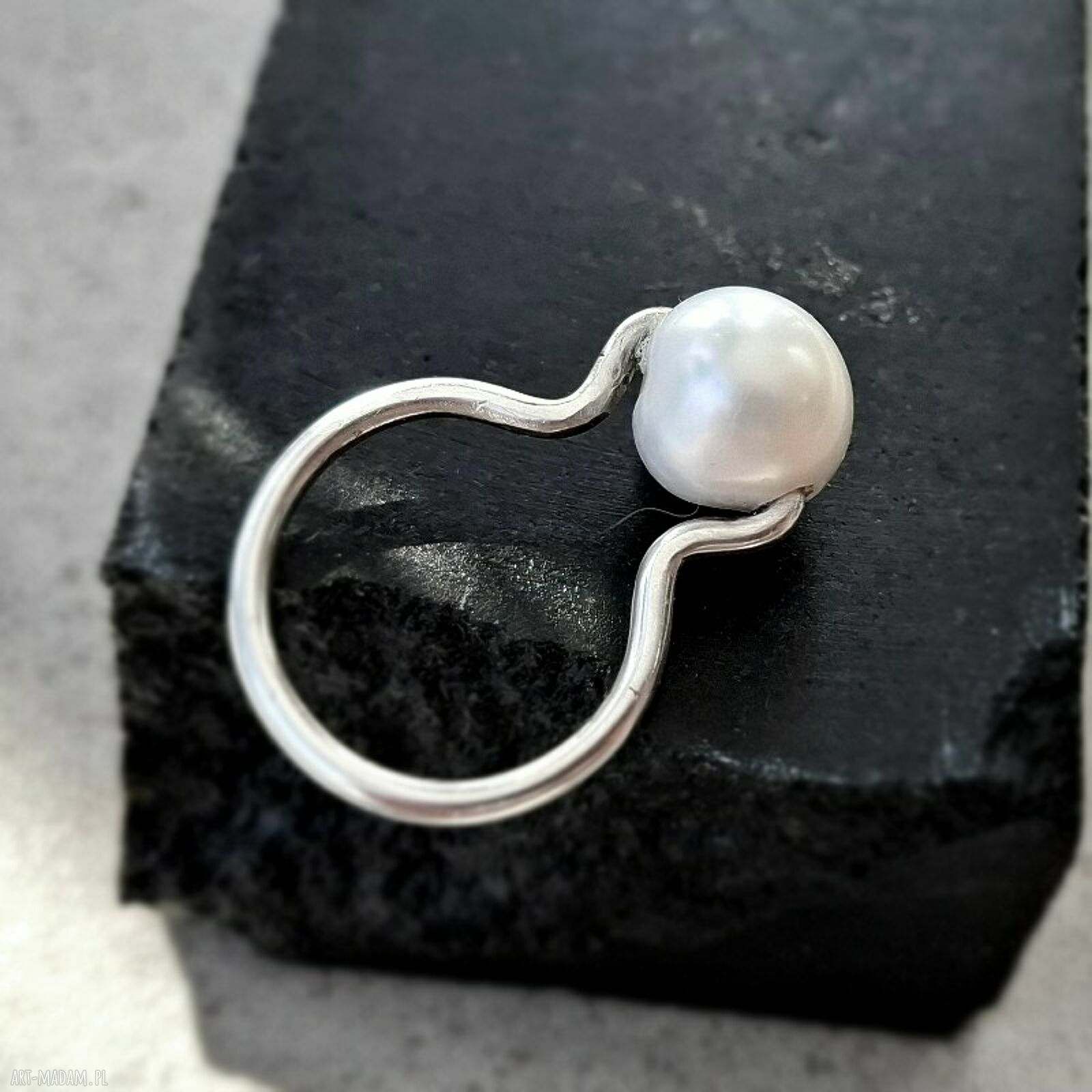 pierścionki: Apearl srebrny pierścionek z perłą hodowlaną HandMade