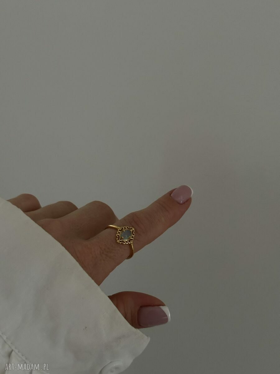 pierścionki: Złoty pierścionek z agatem r. 10 autorskie