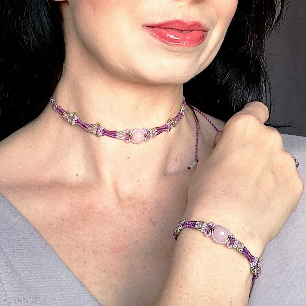 Bransoletka Arabela z kryształem górskim w makramie