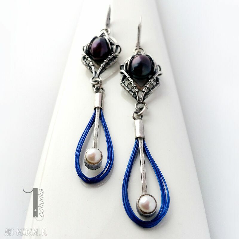 kolczyki: Arachne fusum srebrne kolczyki z perłami Ręczne wykonanie