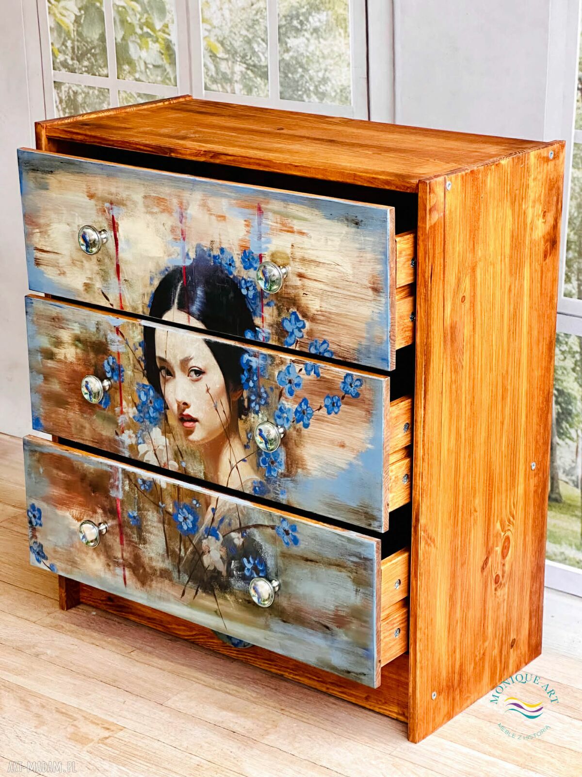Artystyczna komoda z motywem gejszy - unikat handmade