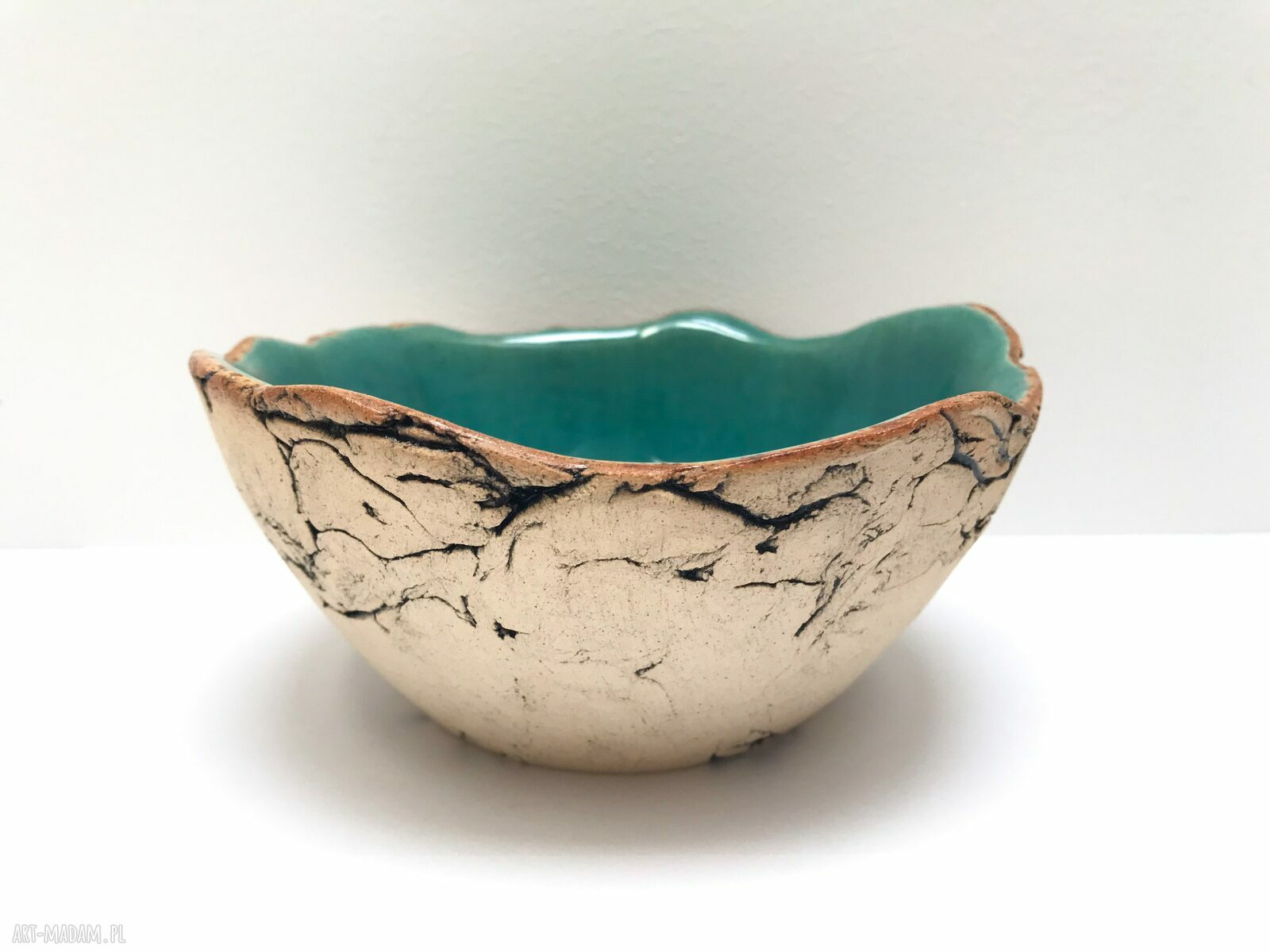 Artystyczna miseczka ceramiczna jak skała