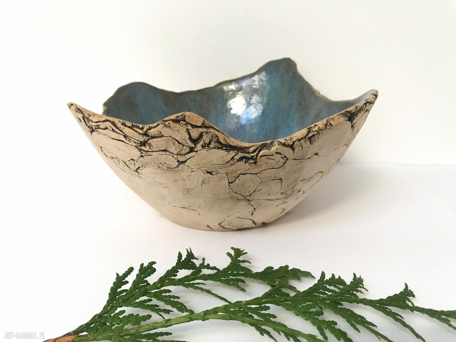 Artystyczna miska ceramiczna „Jak skała” - dekoracja na stół i do codziennego użytku