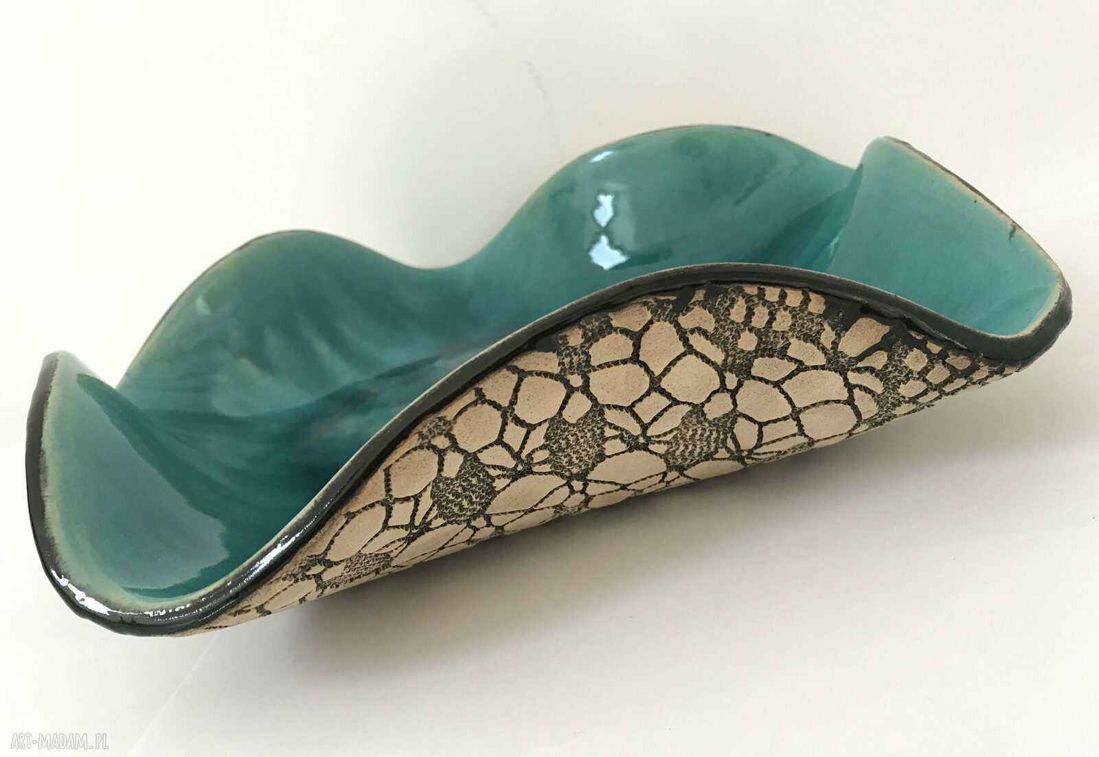 Wywijana misa ceramiczna z koronką - dekoracyjna na owoce