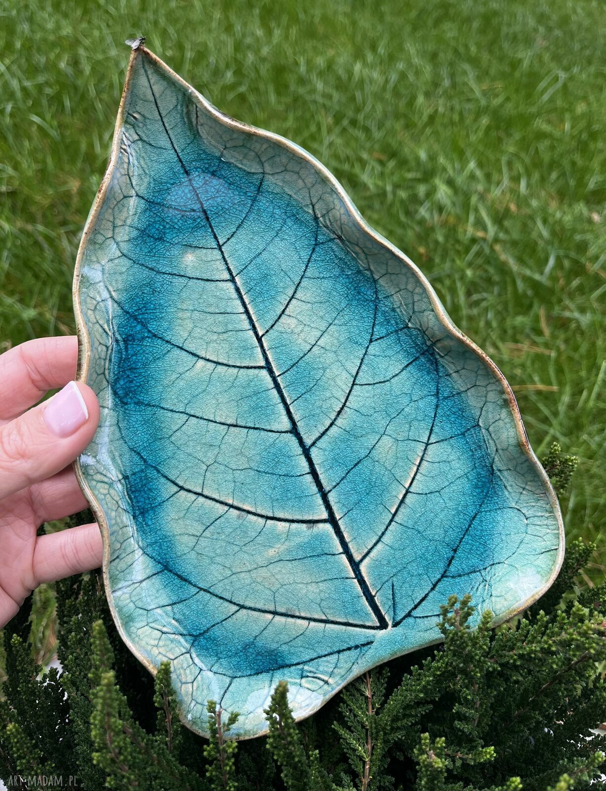 Artystyczny liść ceramiczny