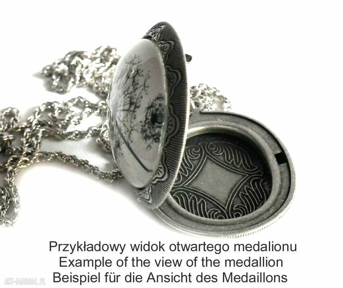 Artystyczny medalion z motylem - sekretnik na 2 zdjęcia ze stali chirurgicznej