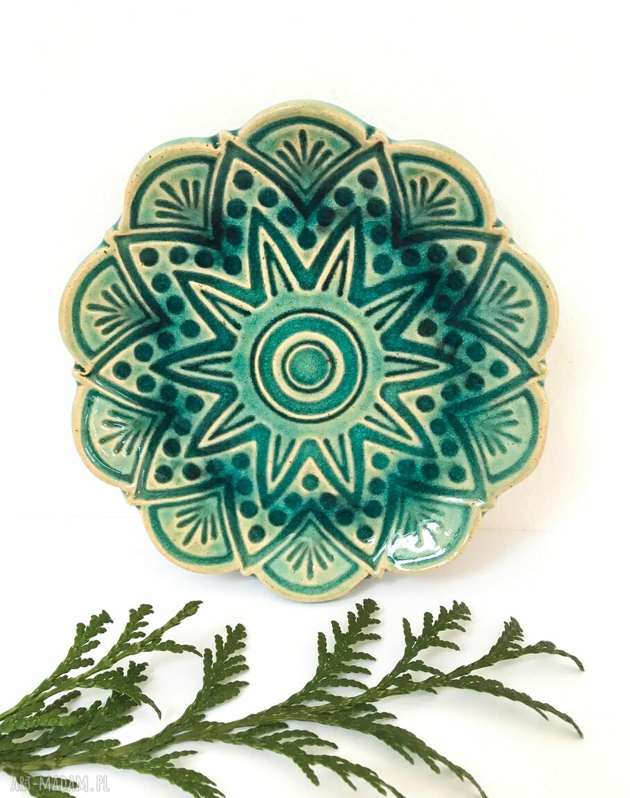 Artystyczny talerzyk ceramiczny - podstawka na biżuterię