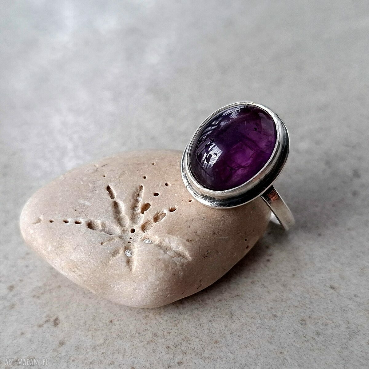 Aster srebrny pierścionek z ametystem Handmade
