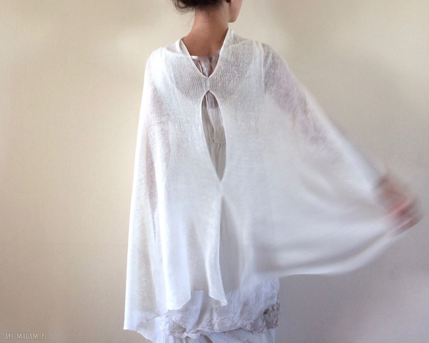 Asymetryczna tunika lniana 100% kremowa narzutka i ponczo (one size S/M/L)