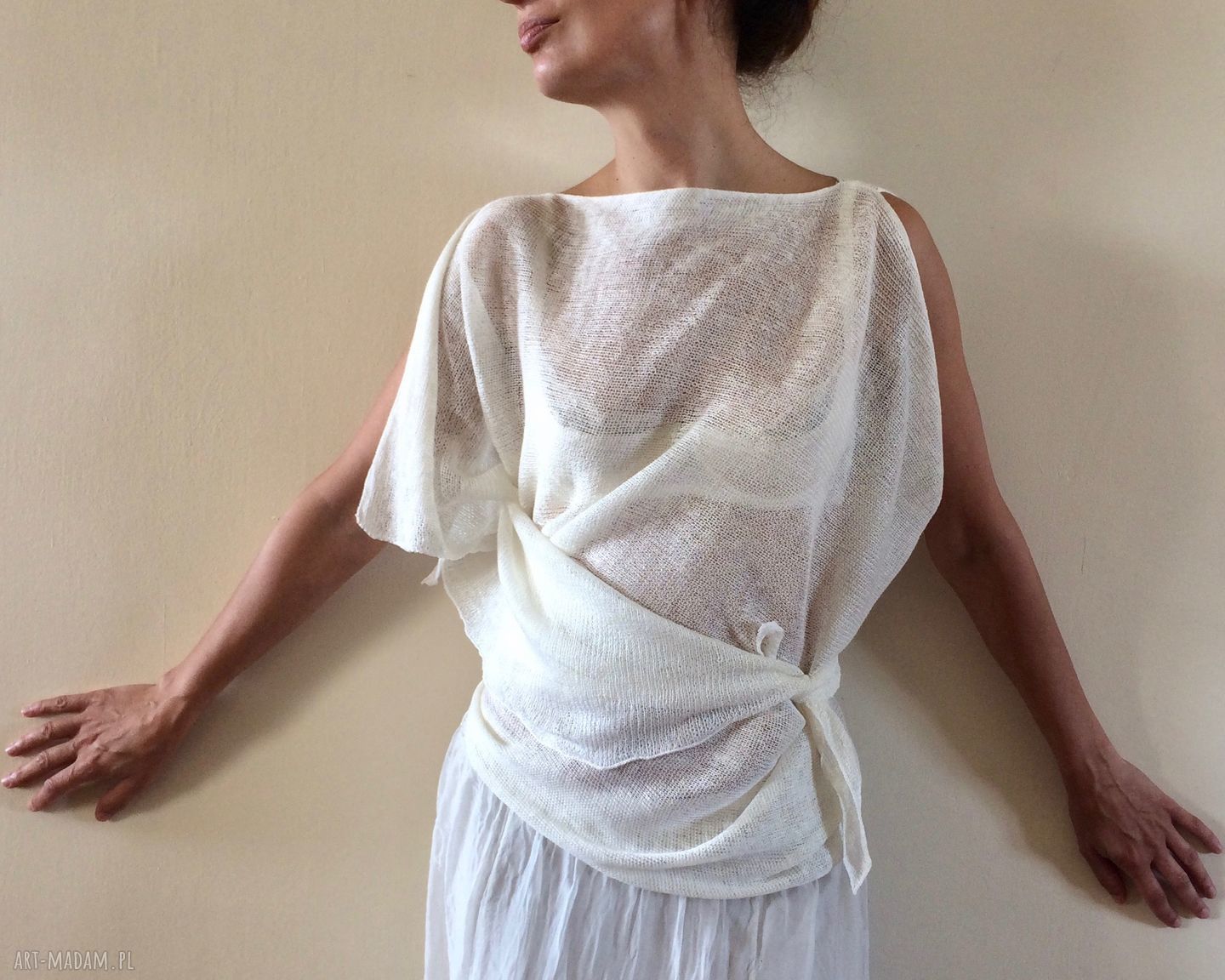Asymetryczna tunika lniana 100% kremowa narzutka i ponczo (one size S/M/L)