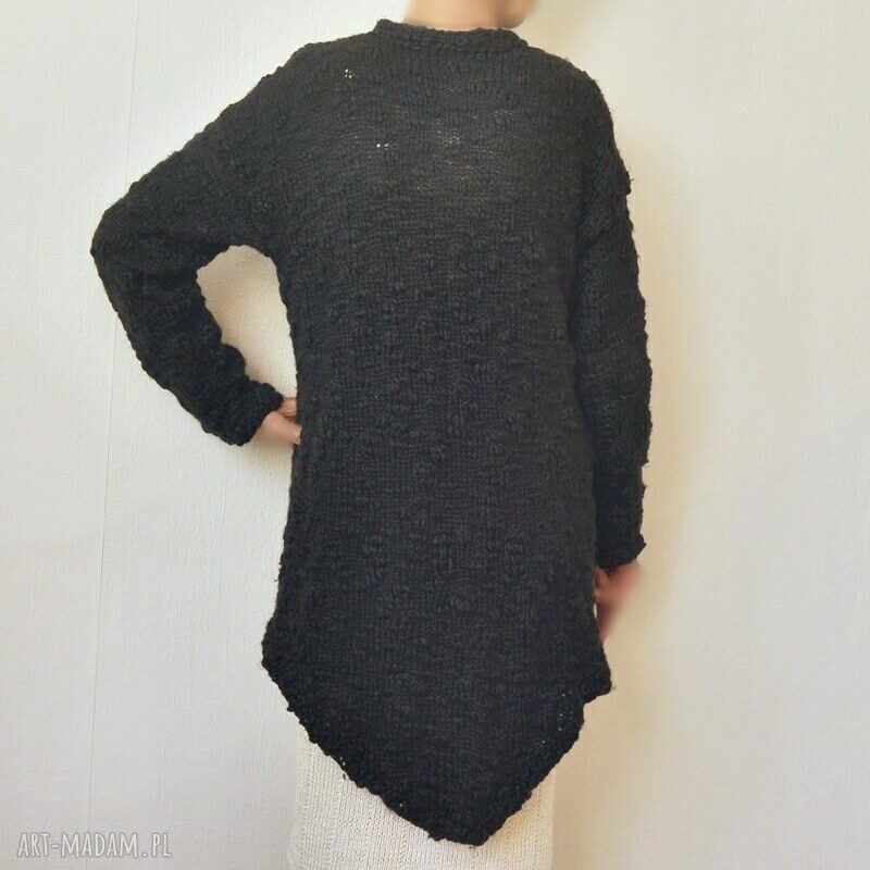 Czarny sweter asymetryczny - elegancki kardigan handmade z boucle, AleksandraB