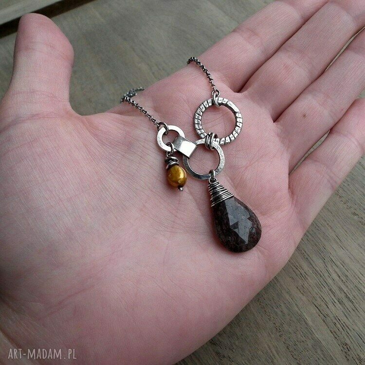 naszyjniki: ASYMETRYCZNY NASZYJNIK KWARC RUTYLOWY I PERŁA. HandMade