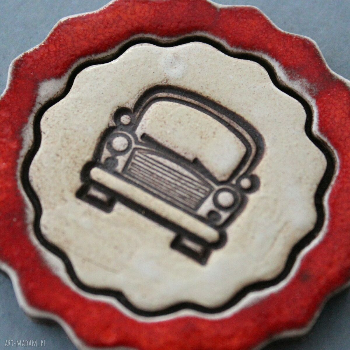 Auto-magnes ceramiczny - motoryzacja na lodówkę