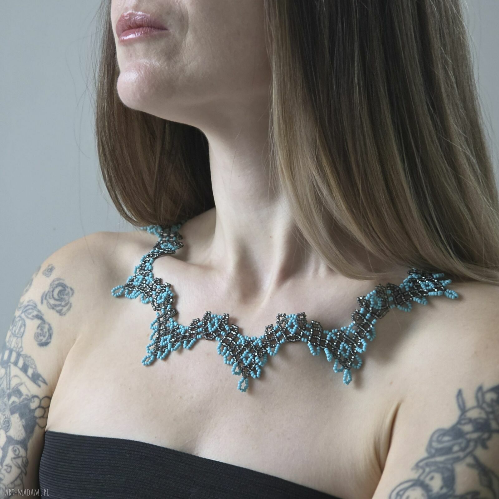 Ażurowa kolia „Gwiazda” z koralików szklanych w odcieniach turkusu - choker handmade