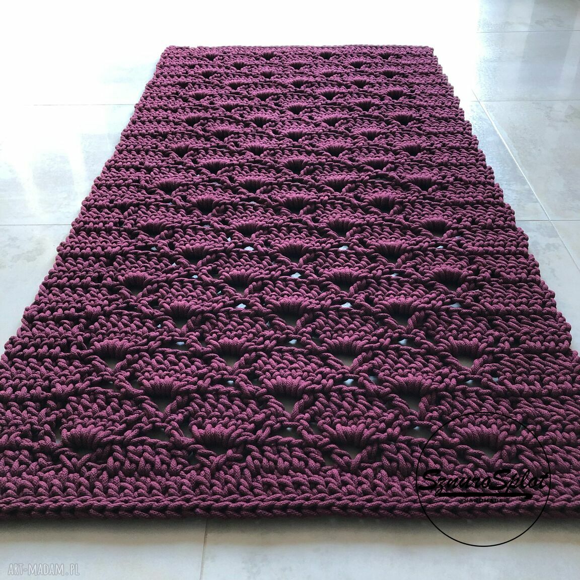 Ażurowy dywan ze sznurka 70 x 140 cm - mięsisty splot, który robi klimat
