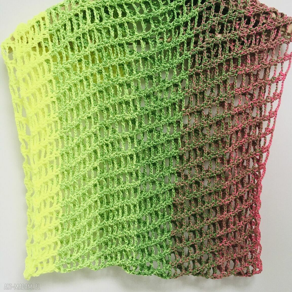 Ażurowy szal-komin naszyjnik handmade ombre neon fluo