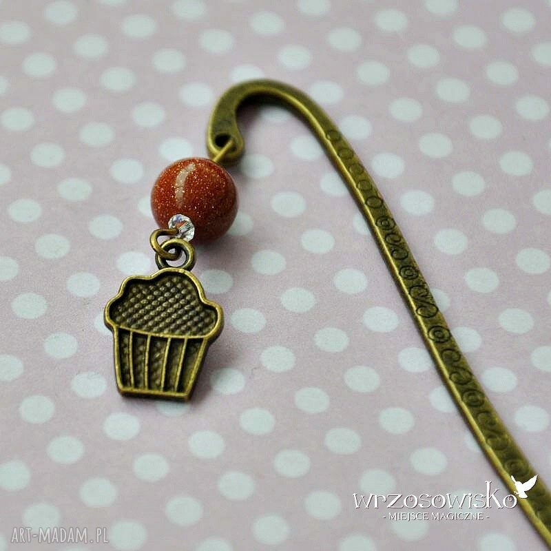 Babeczka zakładka książki swarovski piasek prezent capcake