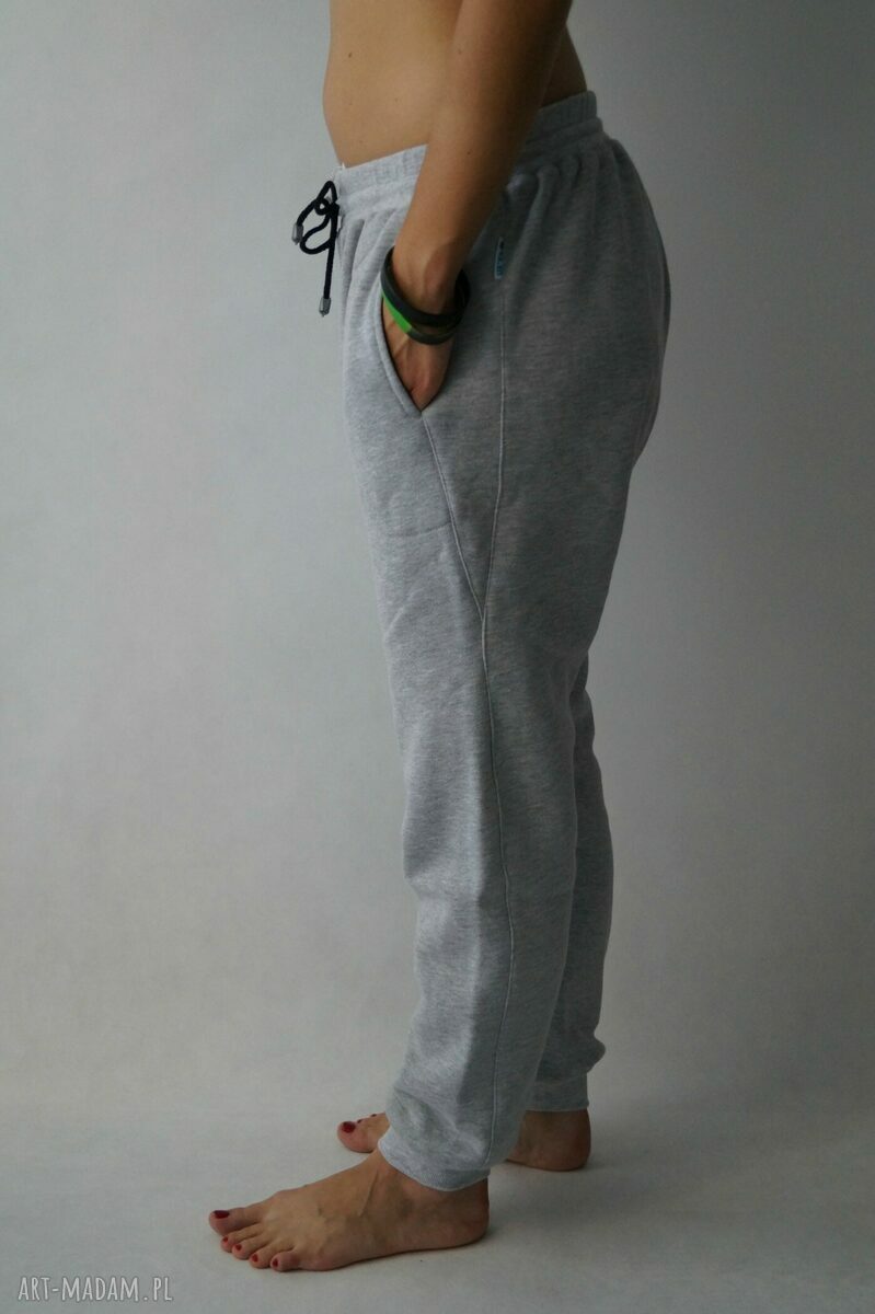 Baggy LilYo: rozm. szare - XL, Czarne - XL, XXL