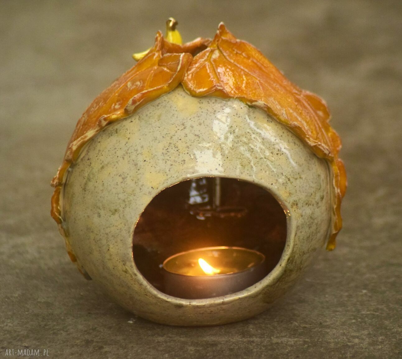 Bajkowy lampion-kominek do aromaterapii