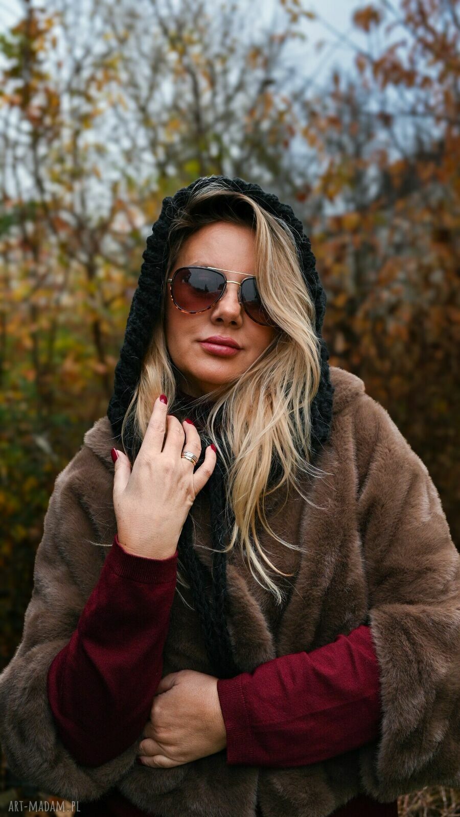 Balaclava handmade z wełny merino - ręcznie szydełkowana oversize, regulowana ściągaczami