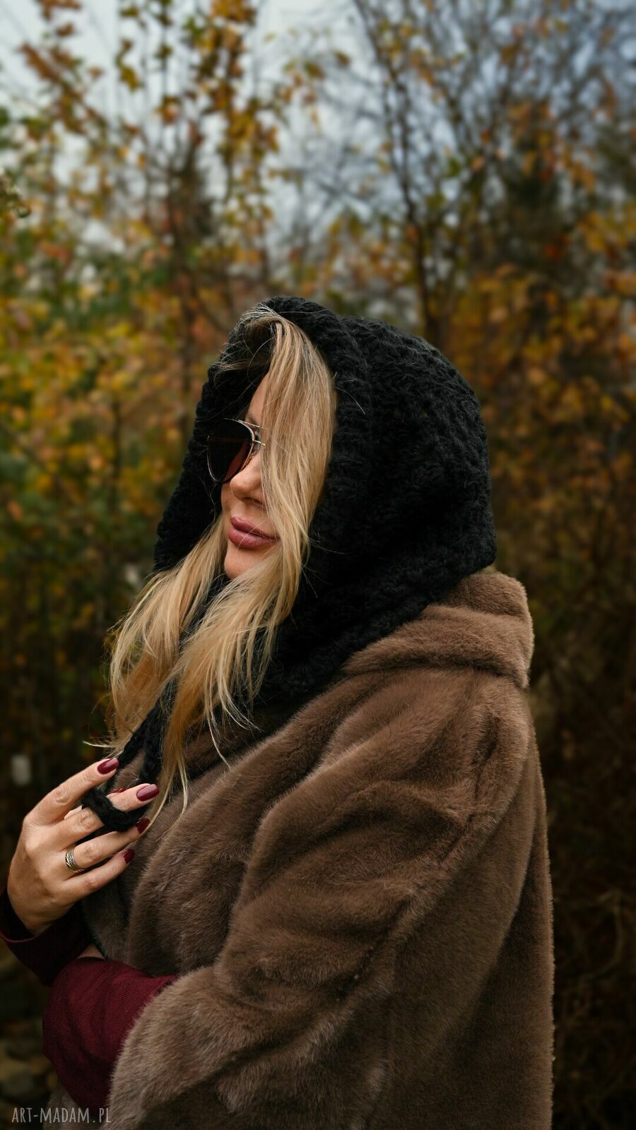 Balaclava handmade z wełny merino - ręcznie szydełkowana oversize, regulowana ściągaczami