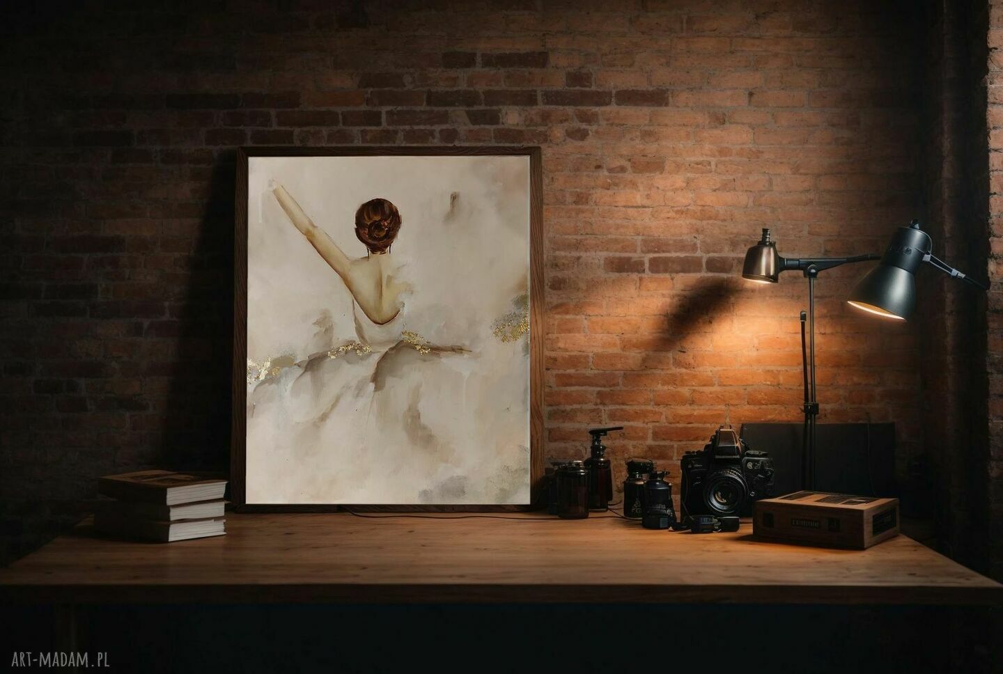 Balerina - ręcznie malowany obraz olejny 70x100 cm z subtelnym złoceniem