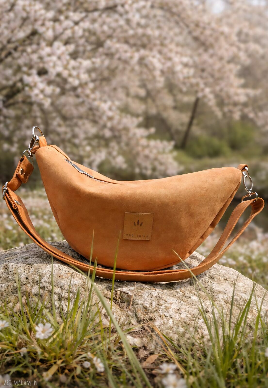 Ruda zamszowa nerka banana - torebko nerka handmade na skos