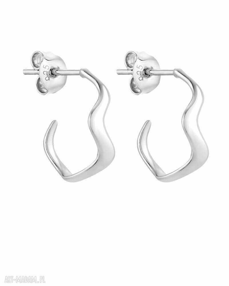 Srebrne kolczyki małe falowane półkola sztyfty baranki sotho