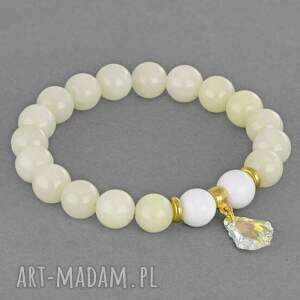 light yellow jade with swarovski pendant