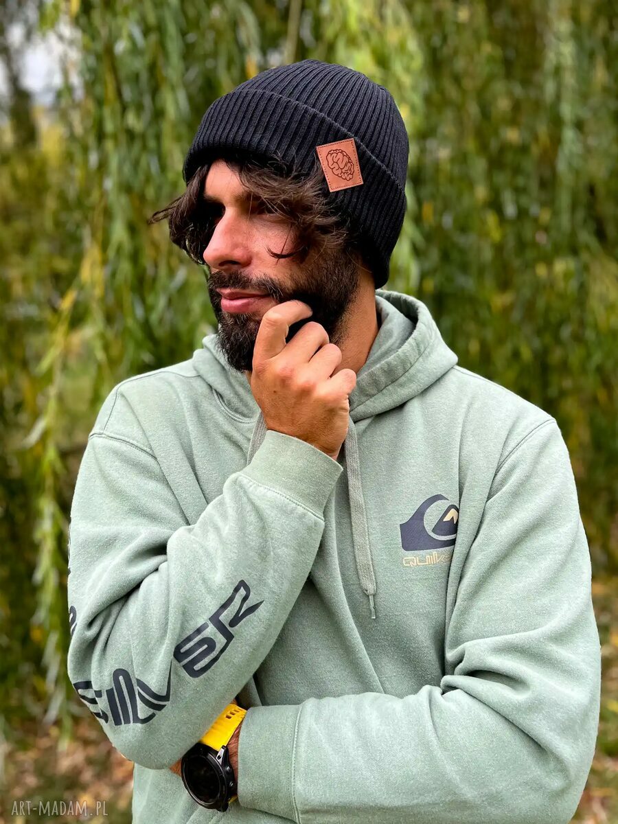 Czarna bawełniana czapka beanie 2w1 z logo ekoskórka Brain Inside