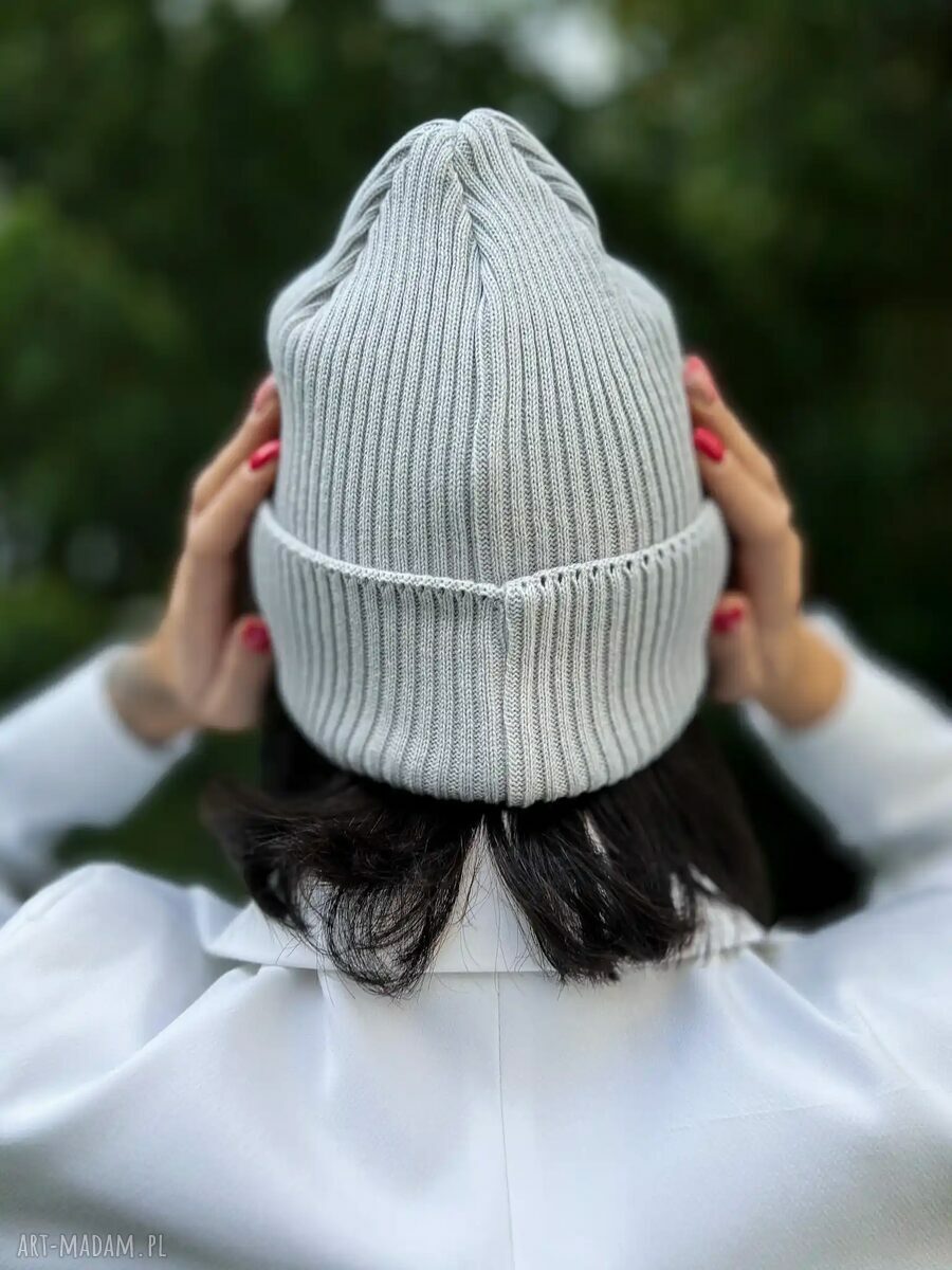 Bawełniana czapka beanie 2w1 z ekoskórkowym logo „Jasny szary”