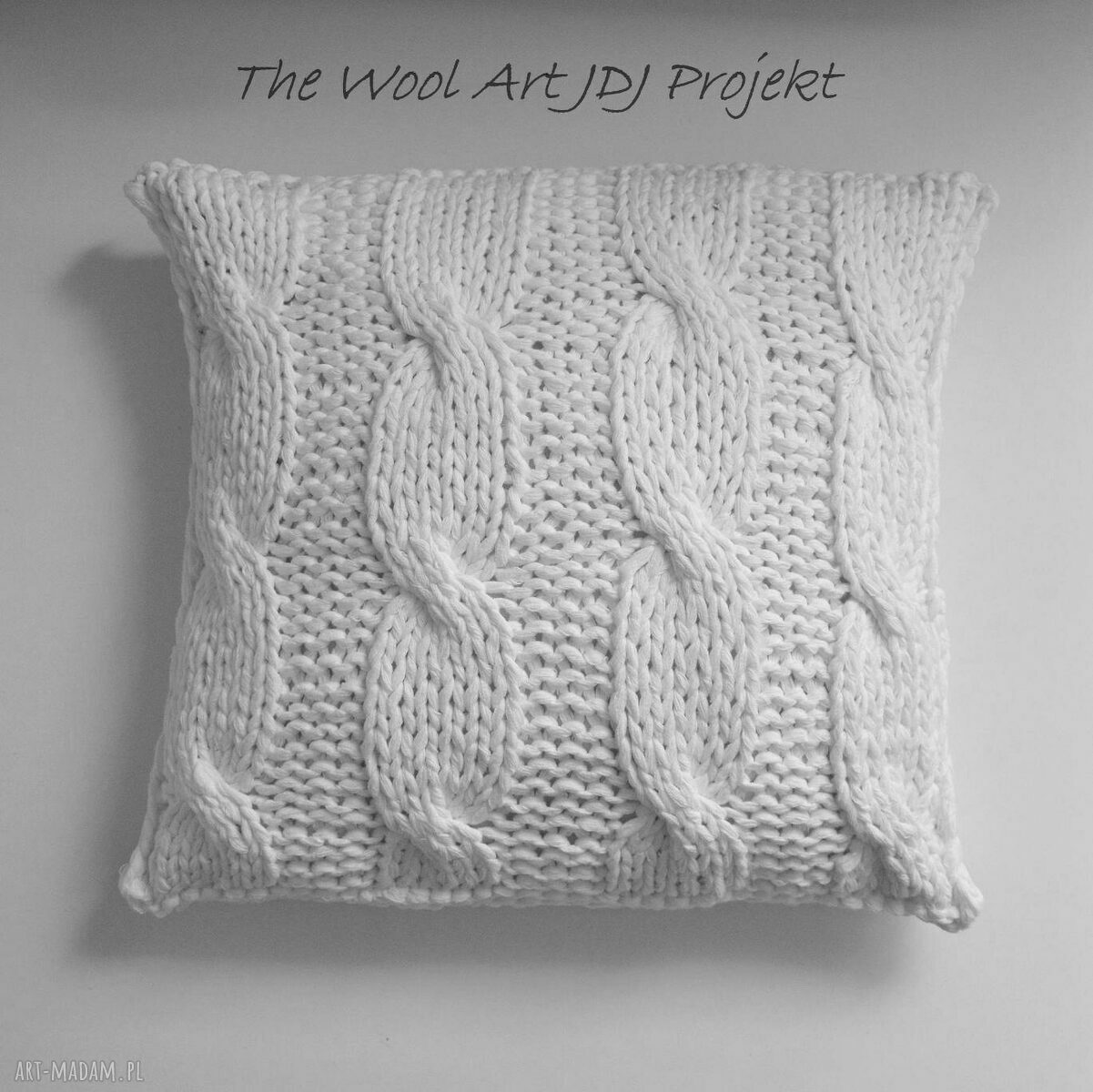 Dziergana poszewka poduszka bawełniana biała prezent