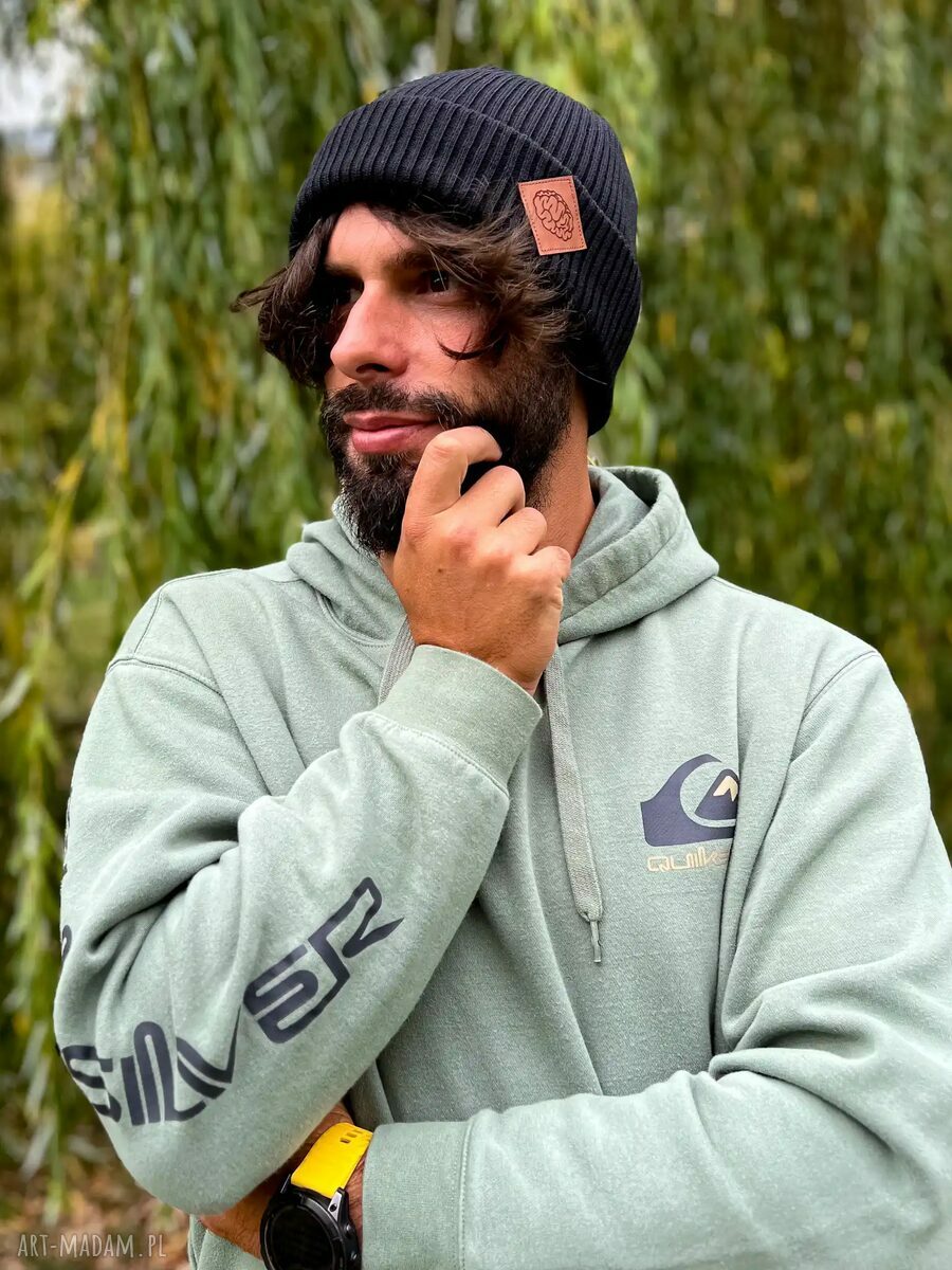 Czarna bawełniana czapka beanie 2w1 z logo ekoskórka Brain Inside