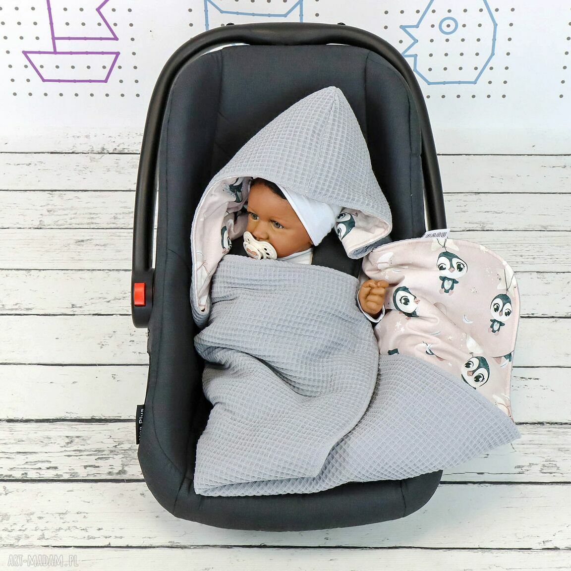 Bawełniany kocyk do fotelika Newborn - Pingwinki Róż
