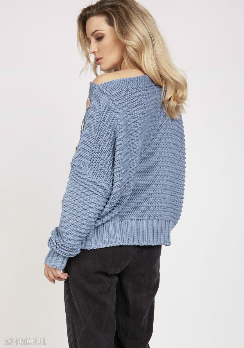 Bawełniany sweter SWE223 Jeans MKM z drewnianymi guzikami