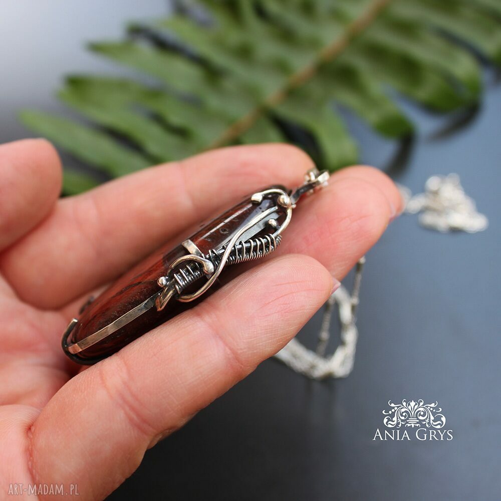 Bawole oko „robaczywek” w srebrnej oprawie - wisiorek wire wrapping