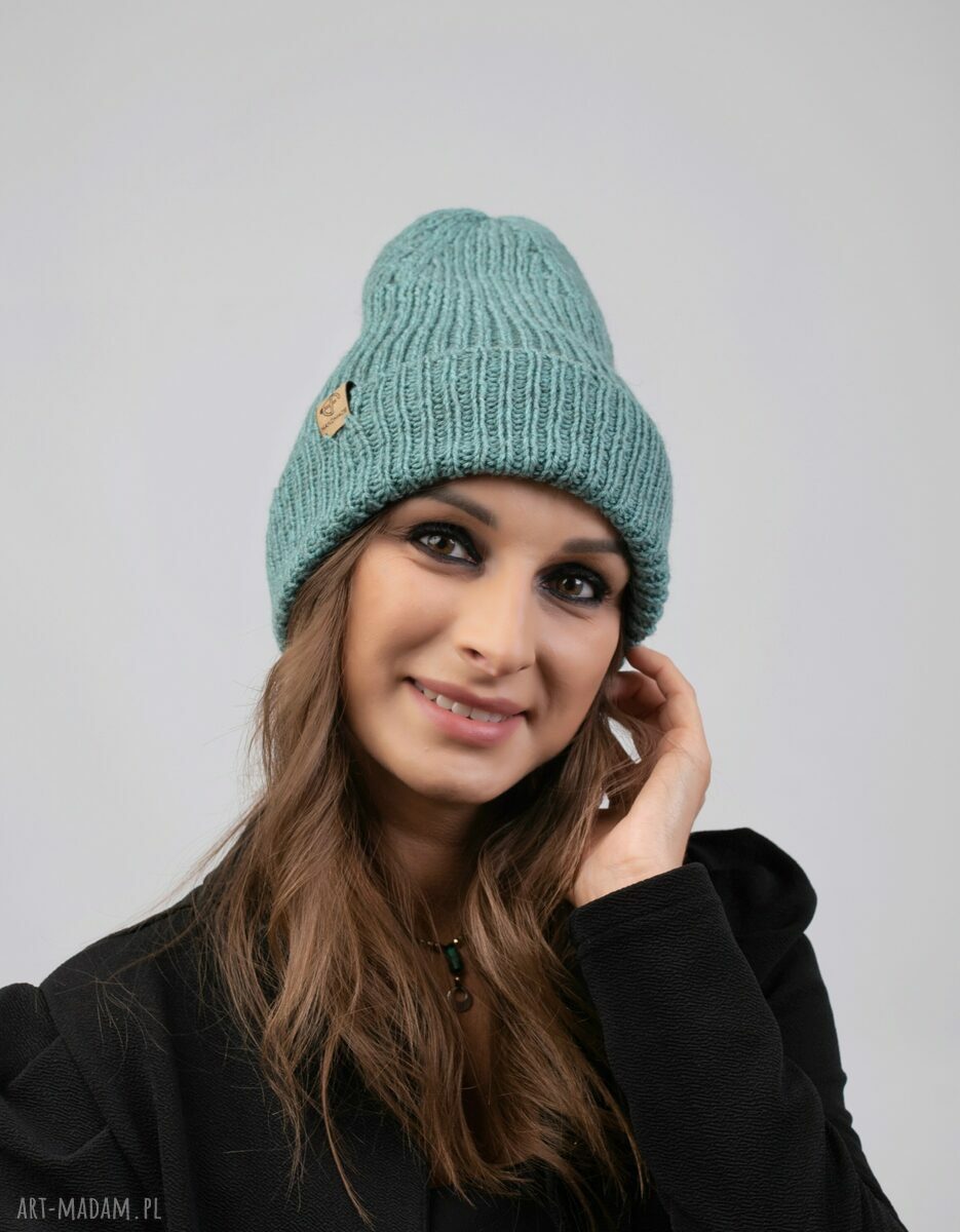 Beanie z 100% merino w kolorze morska zieleń