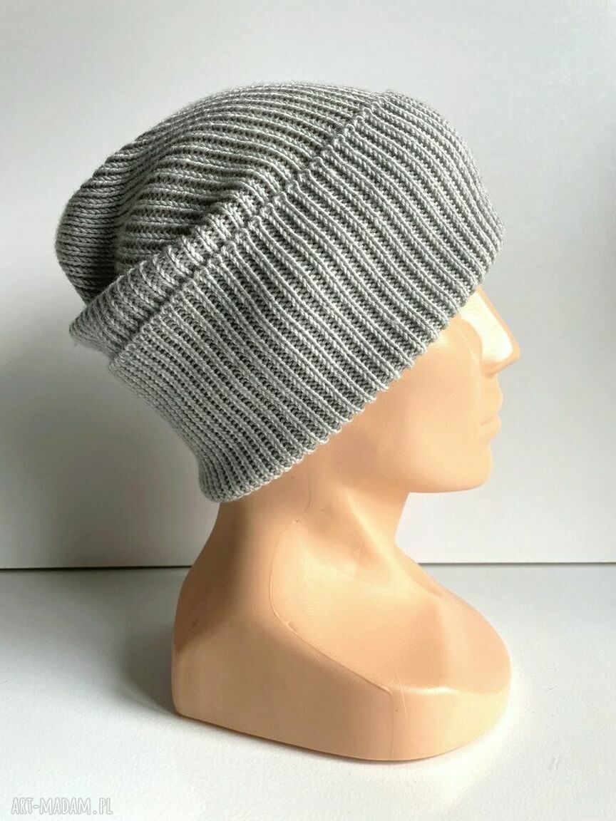 Beanie z 100% Baby Merino VARELLA - jasny szary - miękka czapka na zimę