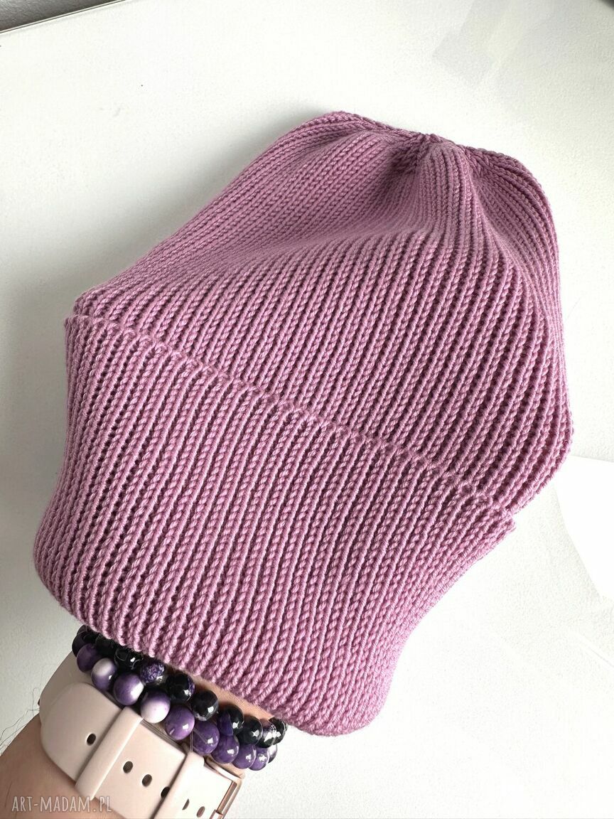 Beanie z 100% baby merino VARELLA w kolorze stary róż