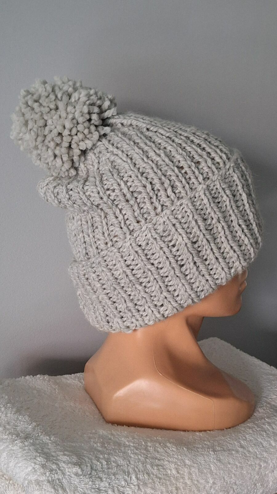 Czapka beanie handmade jasnoszara z pomponem - wełna i alpaka