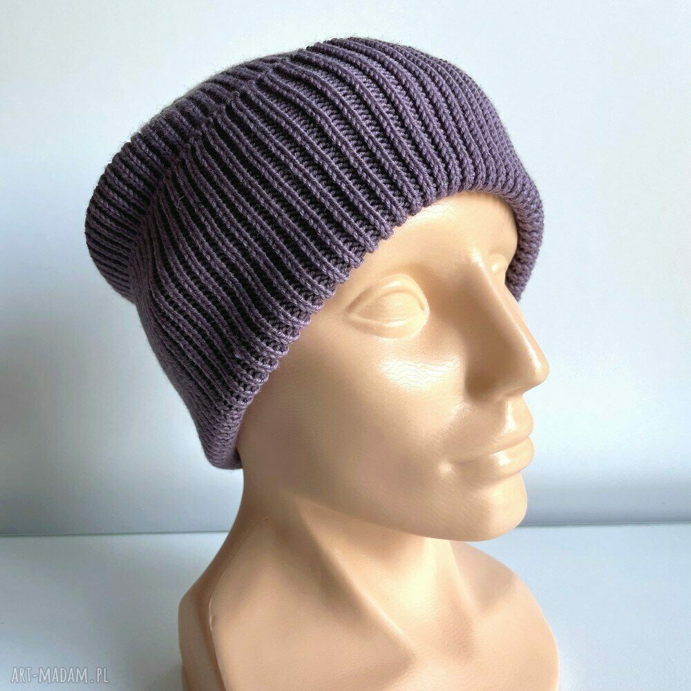 Beanie z 100% Baby Merino Varella w kolorze ametyst
