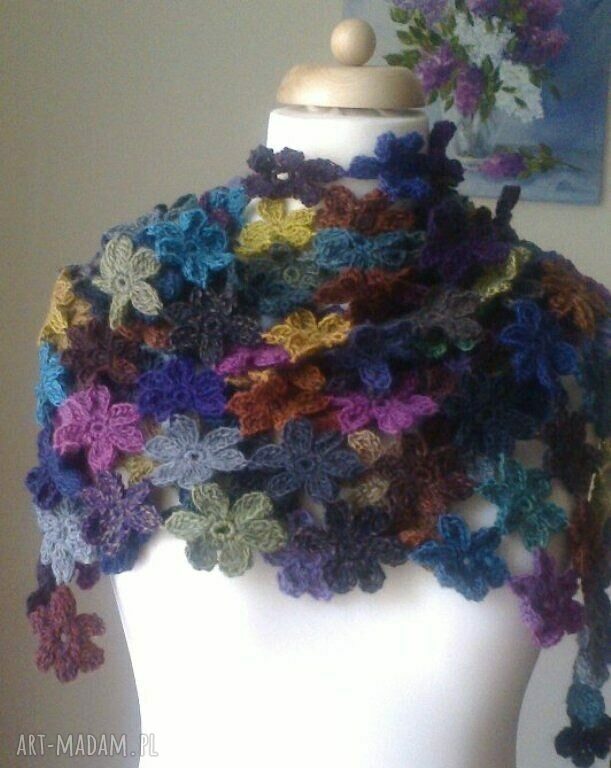 Beart Art Crochet 2 - ręcznie szydełkowany szal z wełny i poliamidu