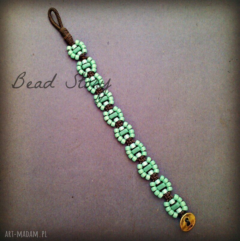 Betty - bransoletka makrama z szklanymi koralikami, boho etno (19 cm)