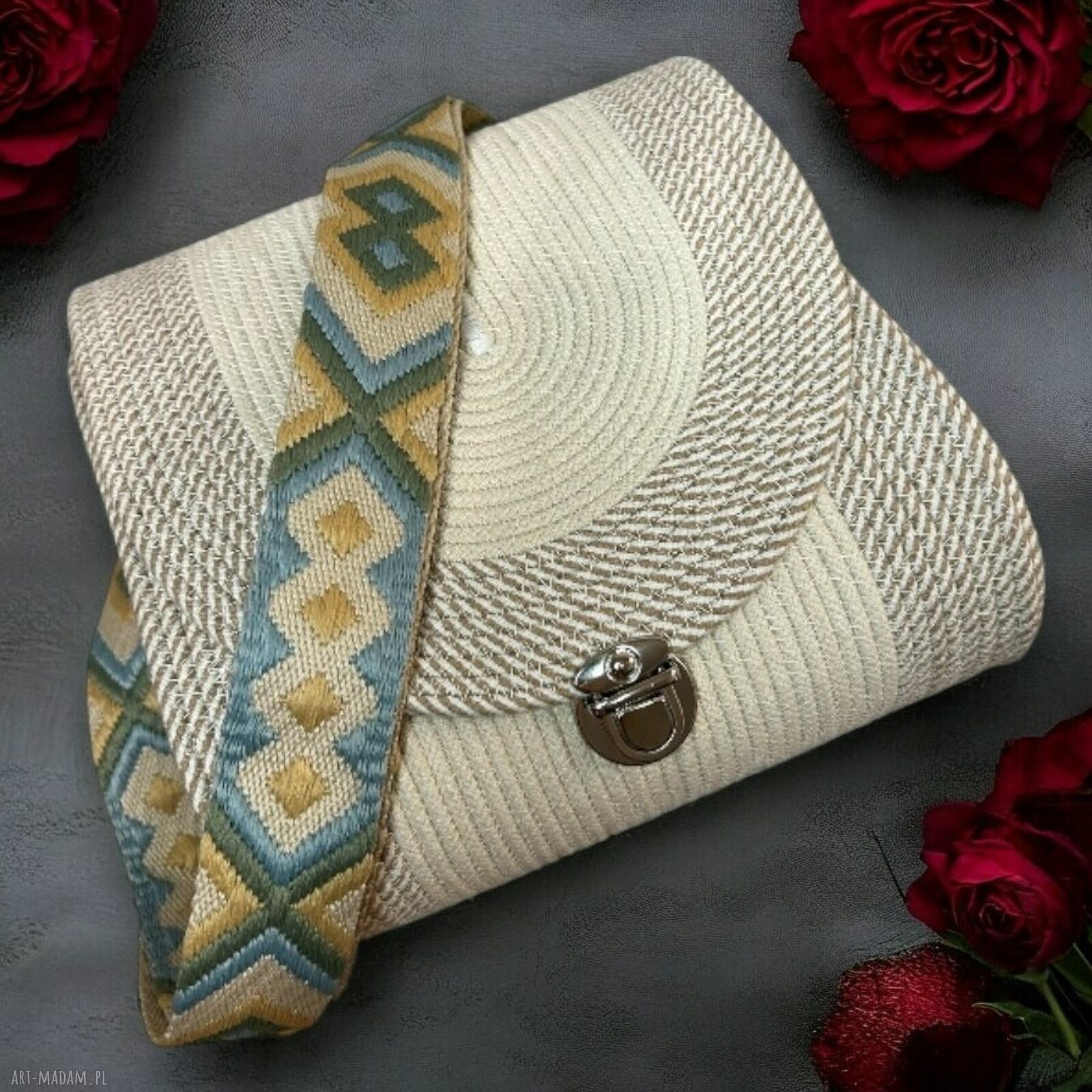 Beżowa torebka crossbody boho - damska torebka na ramię handmade na lato