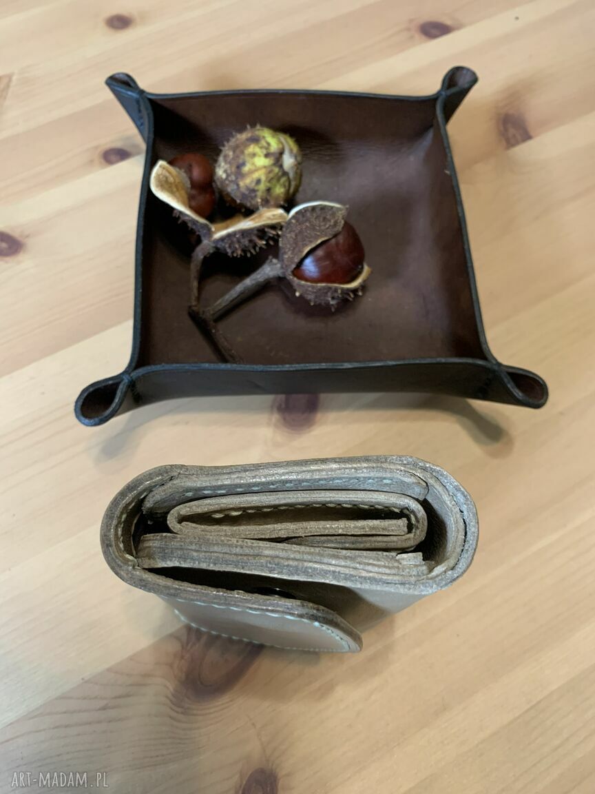 portfele: Beżowy portfel damski na bilon ze skóry ręcznie uszyty. Handmade