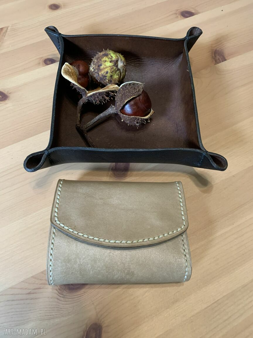 portfele: Beżowy portfel damski na bilon ze skóry ręcznie uszyty. Handmade